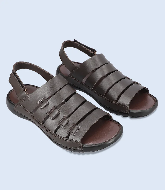 Men's sandals with a perforated leather upper for ventilationBM5489-CHOCO-Men Sandal