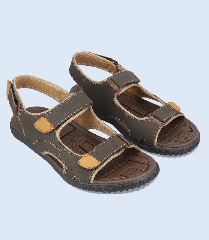 Men's sandals with a stretchy strap for a better fitBM5522-ESPRESSO-Men Sandal