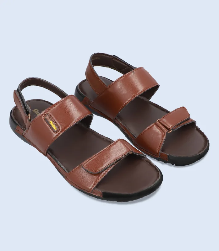 Waterproof men's sandals for water activitiesBM5681-Choco-Men Sandal