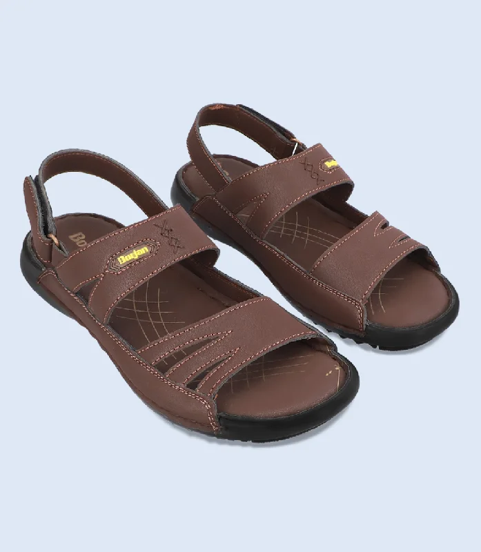 Men's leather sandals with an adjustable strapBM5684-ESPREESO-Men Sandal