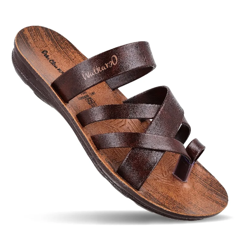 Men's sandals in a neutral color like black or brownMen's Daily Wear Sandals  - WG5676 Special Brown