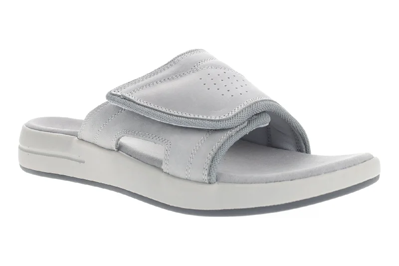 Men's sandals with a perforated leather upper for ventilationEmerson