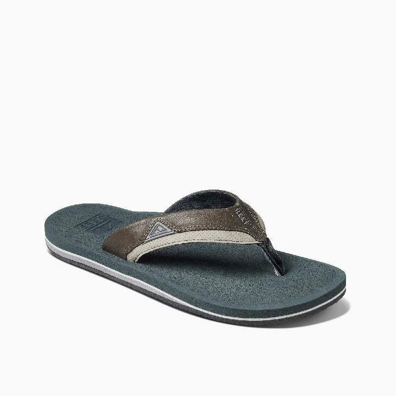 Flip - flop style men's sandals for beach wearReef Men's Cushion Dawn - Grey