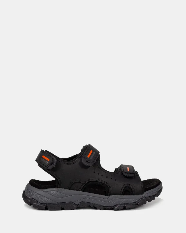 Men's sandals with a buckle closureTraverse Black