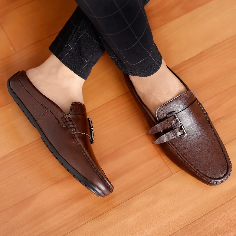 Men's casual shoes with a contrast sole colorBacca Bucci JAMBOREE Fashion Mules/Clogs/Backless Loafers for Party/Travel/Office-Brown