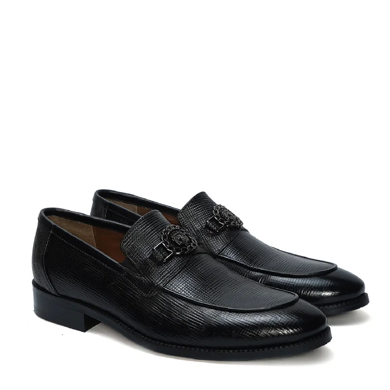 Men's leather loafers with a penny slotBlack Saffiano Leather Loafer with "Brune & Bareskin" Chain Embellishment Lion Logo