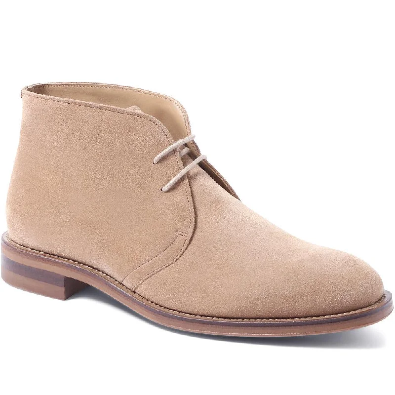 Men's casual shoes with a floral print for a unique styleCampbell Suede Desert Boots - CAMPBELL / 321 132