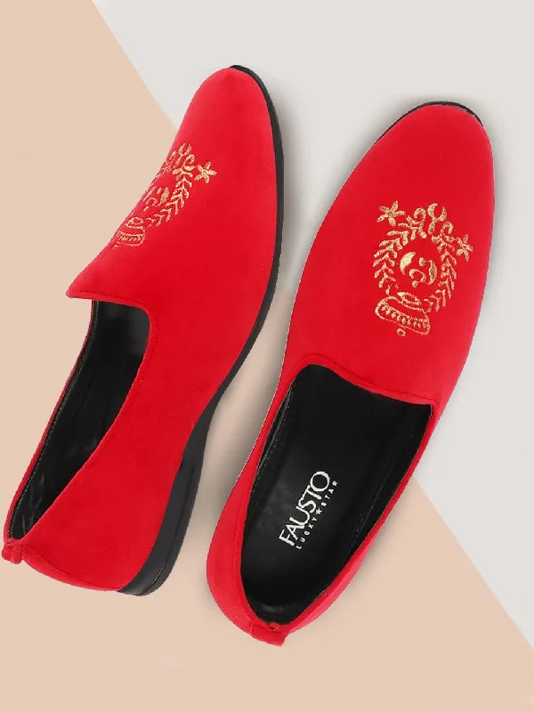 Men's casual shoes with a floral print for a unique styleMen Rose Red Velvet Embroidery Party Casual Loafer Shoes