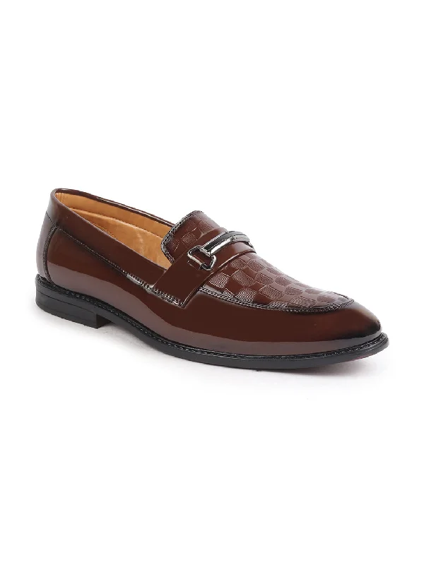 Men's loafers with a removable insole for cleaningMen Tan Casual Patent Leather Slip-On Loafers