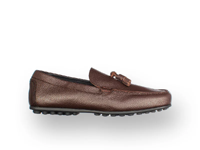 Men's loafers with a perforated leather upper for ventilationFlavio