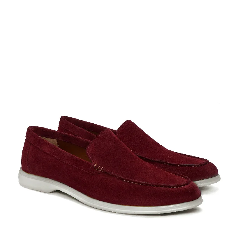 Men's loafers in a neutral color like black or brownYacht Shoes in Wine Suede Leather