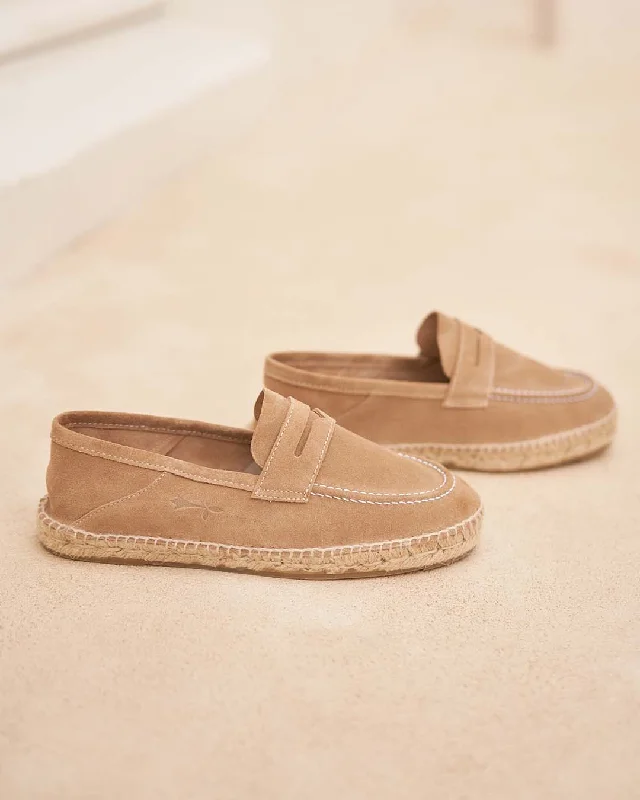 Men's loafers with a low - heeled designManebi Loafers Espadrilles