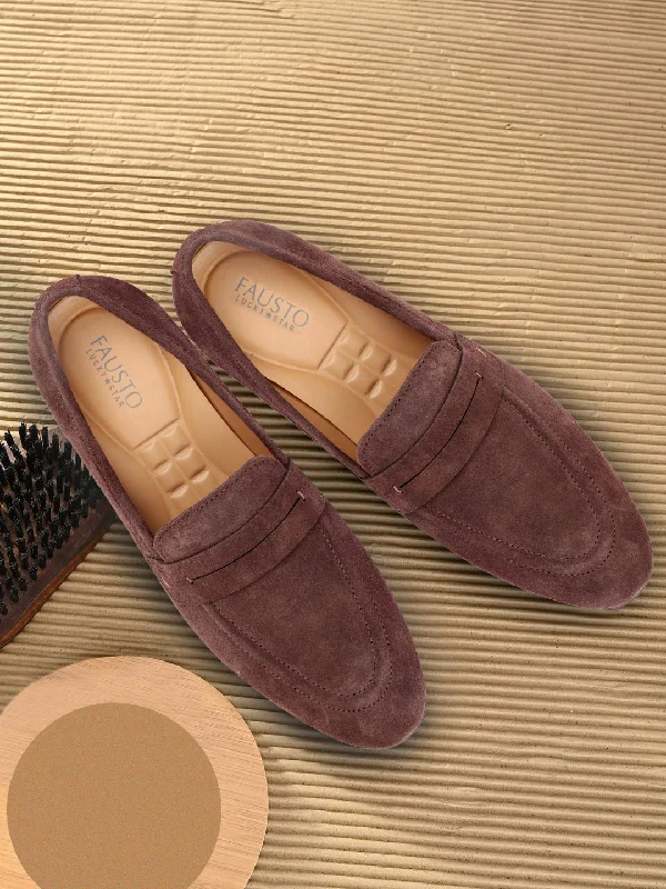 Men's loafers with a smooth leather finishMen Brown Suede Leather Outdoor Penny Loafer Shoes