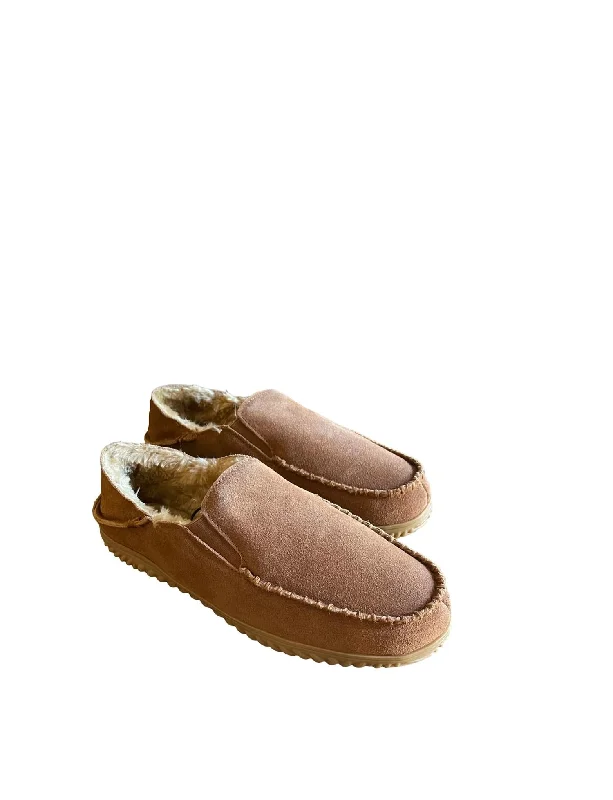 Men's loafers with a cushioned footbedMen Curbside Slippers In Wheat