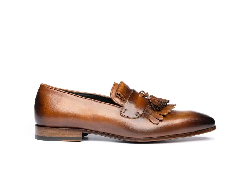 Men's loafers with a rubber sole for durabilityNerone