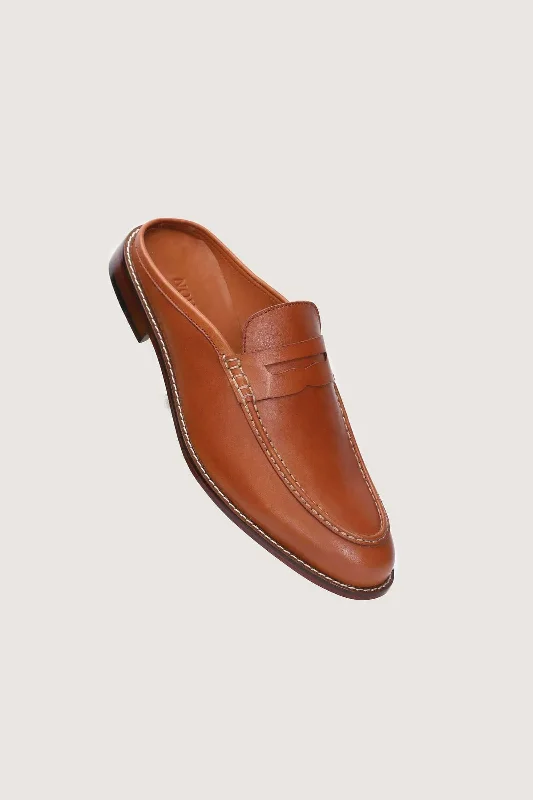 Men's loafers with a low - heeled designPenny Backless Leather Loafers