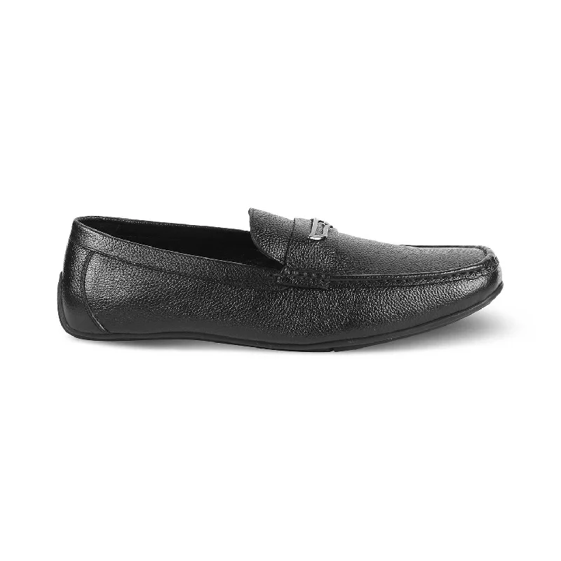 Men's loafers with a smooth leather finishThe Odry Black Men's Leather Driving Loafers Tresmode