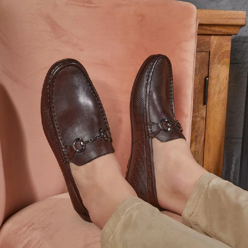 Men's leather loafers with a penny slotThe Otterdam Brown Men's Leather Driving Loafers