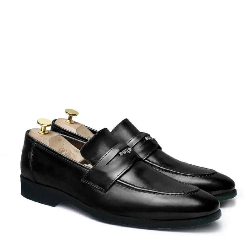 Men's loafers with a leather lacing systemBrand Lion Logo Penny Loafers in Black Leather