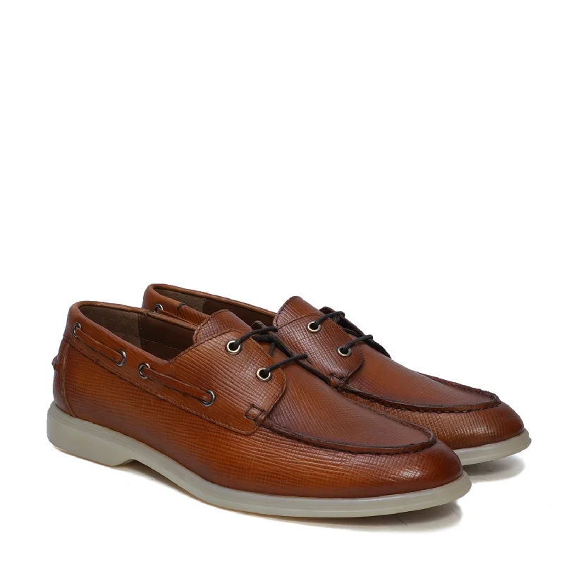 Men's loafers with a leather lining for comfortTan Yacht Shoes in Saffiano leather