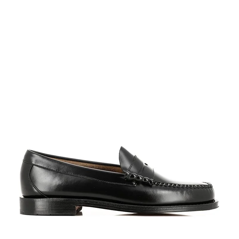 Men's loafers with a tassel front for a classic lookWeejun Larson Moc Penny Black Leather