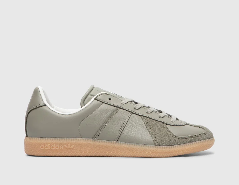 Men's sneakers with a contrast color soleadidas Originals BW Army Silver Pebble / Olive Strata - Gum - size? exclusive