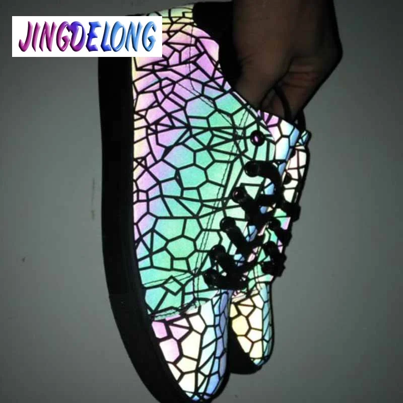 Men's high - top sneakers with a canvas upperDesigner Men Casual Shoes Men Sneakers Zx Flux Chameleon Luminous Reflective Crack Colorful Glare Night Running Safe Man Shoes