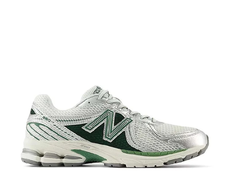 Men's sneakers with a removable insole for customizationNew Balance 860v2