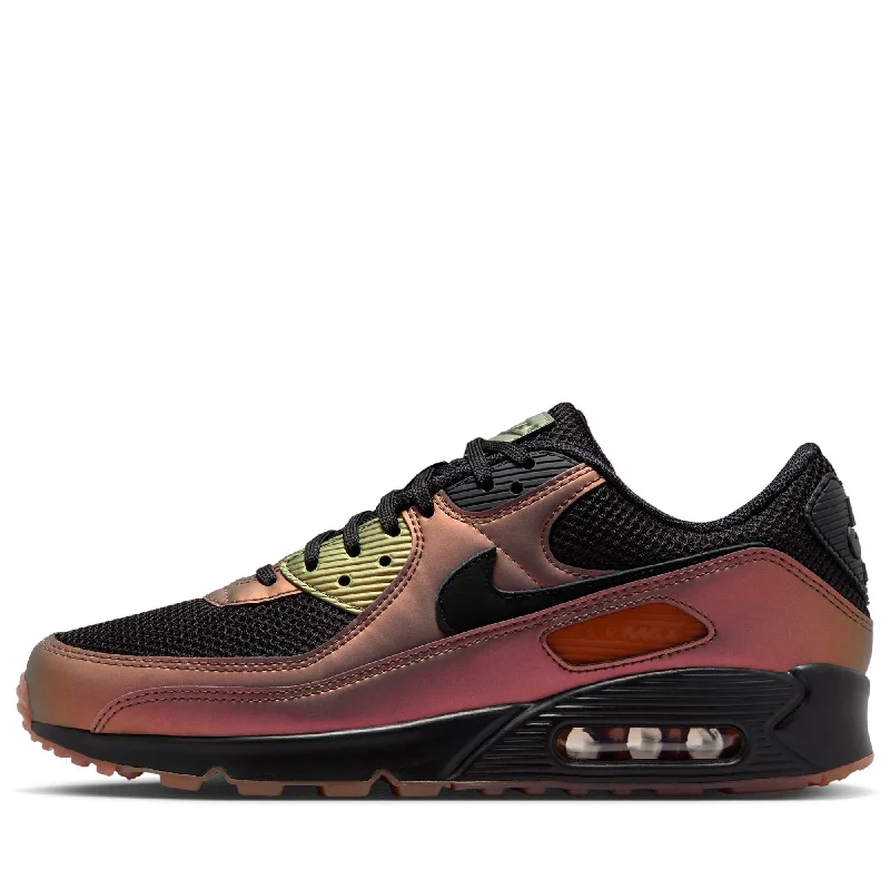 Men's sneakers with a perforated leather upper for ventilationNike Air Max 90 - Black/Dark Russet