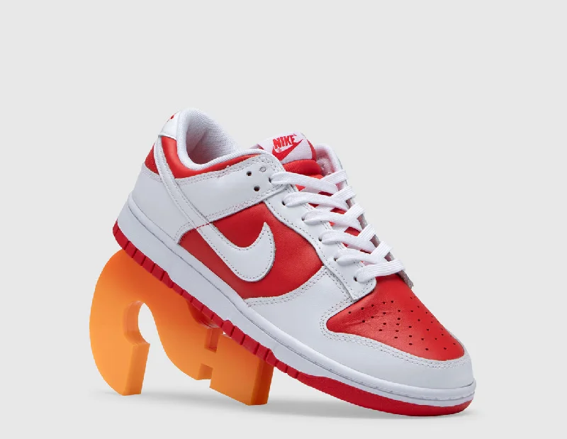 Men's sneakers with a wide toe box for comfortNike Dunk Low University Red / White - Total Orange