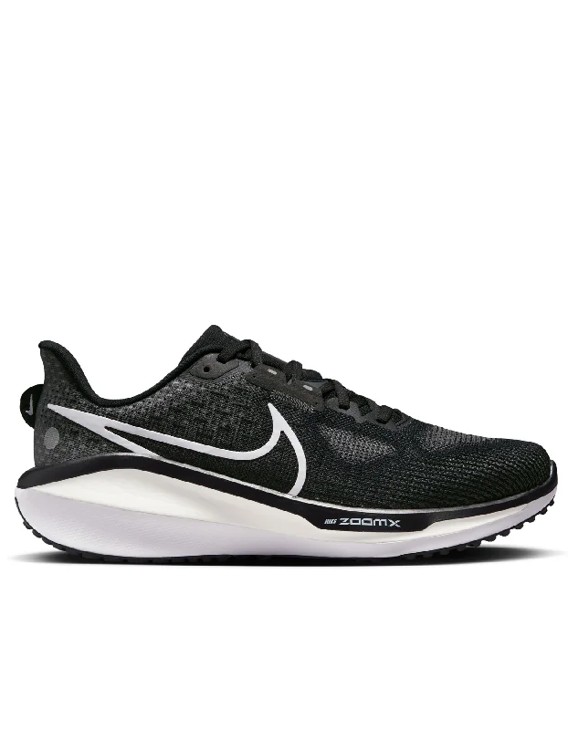 Men's running shoes with a breathable liningVomero 17 - Men's