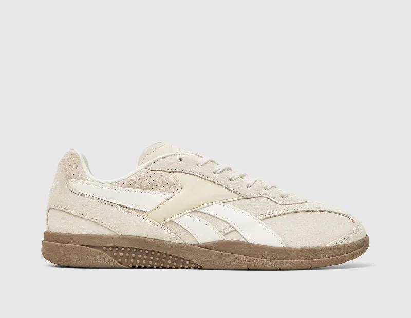 Running - inspired men's sneakers with a breathable meshReebok Hammer Street Alabaster / Chalk - Gum