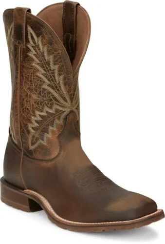 Men's cowboy boots in a dark brown leatherTony Lama Bowie Oak Work Boot