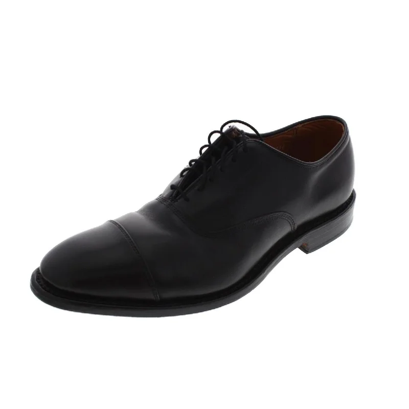 Men's formal shoes with a contrast stitching detailPark Avenue Mens Leather Dress Cap Toe Oxfords